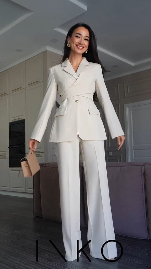 Costum Bianca