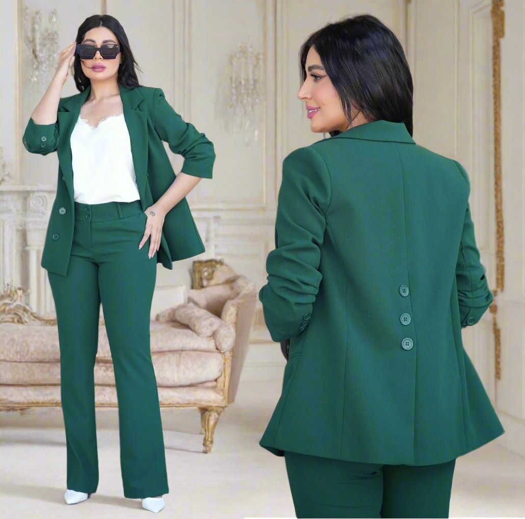 Costumul Kiara